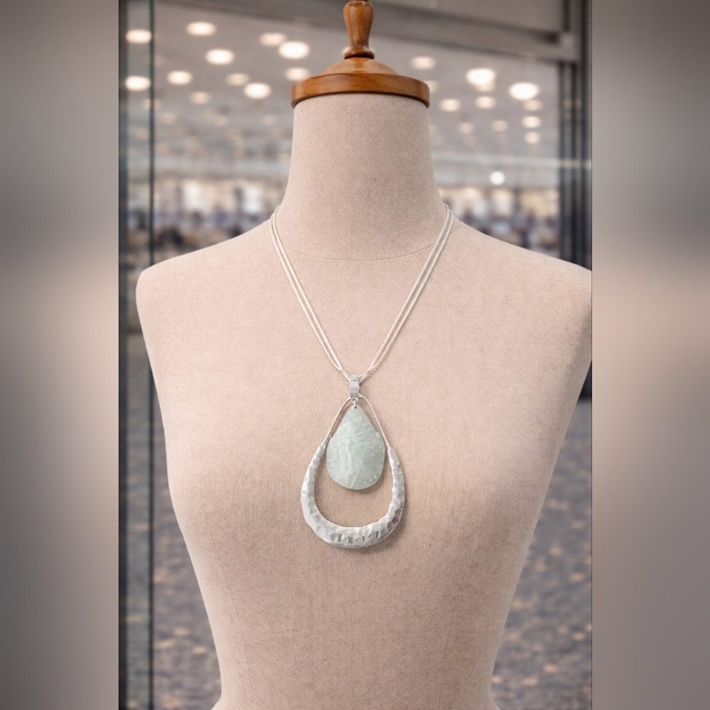 Silver rope two-tier teardrop necklace